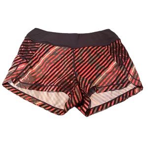 Athleta Printed Pulse Athletic Shorts Saffron Red Stripe Sz XS